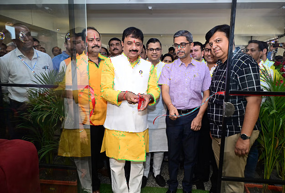 प्रदेश के पहले पॉड होटल की शुरुआत भोपाल रेलवे स्टेशन में की गई, सांसद आलोक शर्मा ने शुभारंभ किया 6 प्रदेश के पहले पॉड होटल की शुरुआत भोपाल रेलवे स्टेशन
