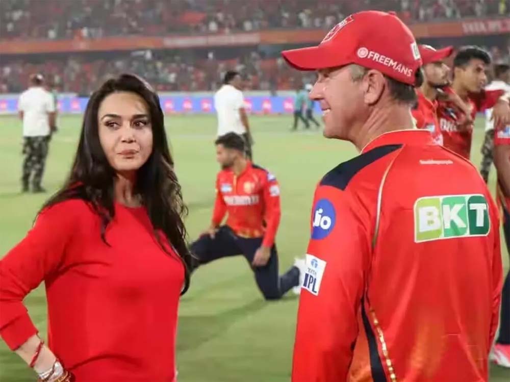 प्रीति जिंटा ने लिखा ‘आज की रात अभिषेक शर्मा के