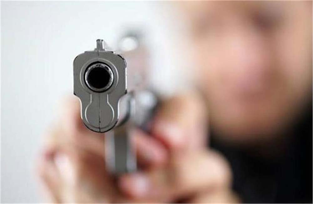 फरीदकोट में आप पार्टी के सरपंच पर एक व्यक्ति ने