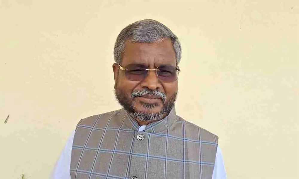 बाबूलाल मरांडी बोले - भूइंहरि जमीन की हेराफेरी में सीएमओ और सीएम हेमंत की संलिप्तता से नहीं किया जा सकता इनकार 6 बाबूलाल मरांडी बोले भूइंहरि जमीन की हेराफेरी में सीएमओ