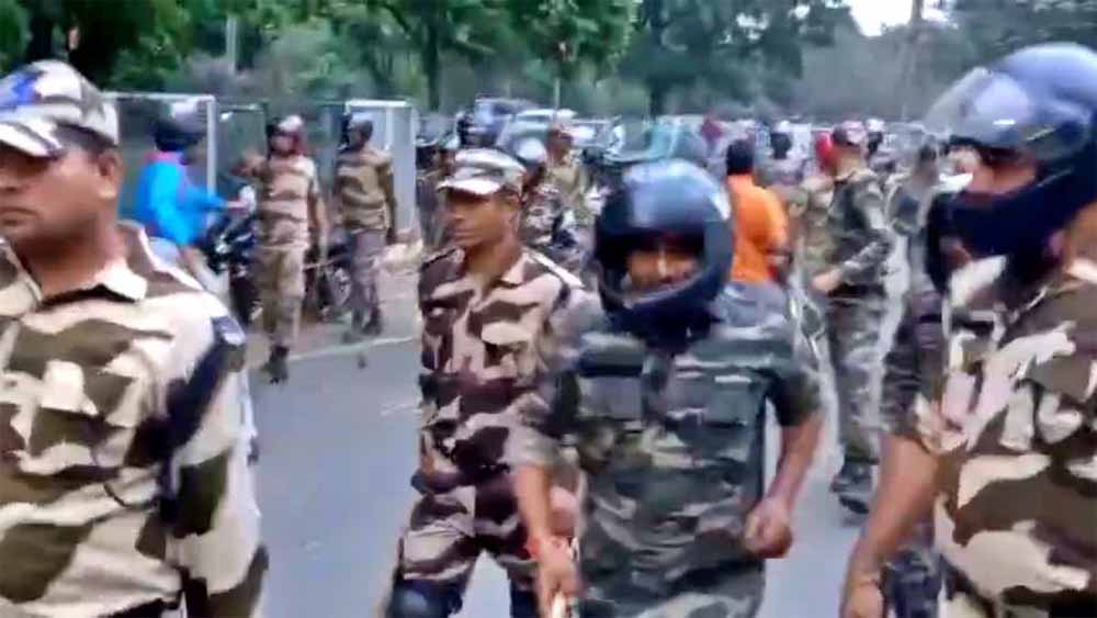 बोकारो में विरोध प्रदर्शन के दौरान हुई मौत के मामले में प्रशासन ने गठित की तीन सदस्यीय पैनल, होगी जांच 6 बोकारो में विरोध प्रदर्शन के दौरान हुई मौत के मामले