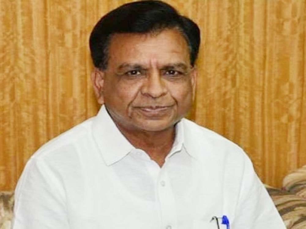 भगवान महावीर ने समाज को सत्य, अहिंसा और त्याग का मार्ग दिखाया : उप मुख्यमंत्री देवड़ा 6 भगवान महावीर ने समाज को सत्य अहिंसा और त्याग का