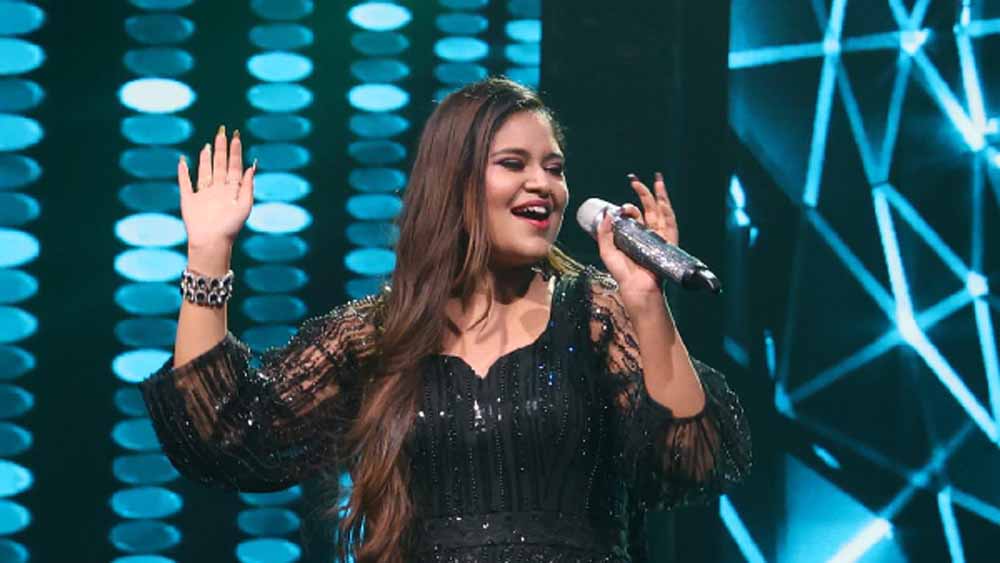 भूषण कुमार ने इंडियन आइडल 15 में स्नेहा शंकर को