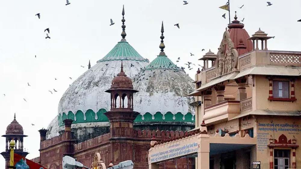 मथुरा की शाही ईदगाह को मस्जिद के तौर पर इस्तेमाल