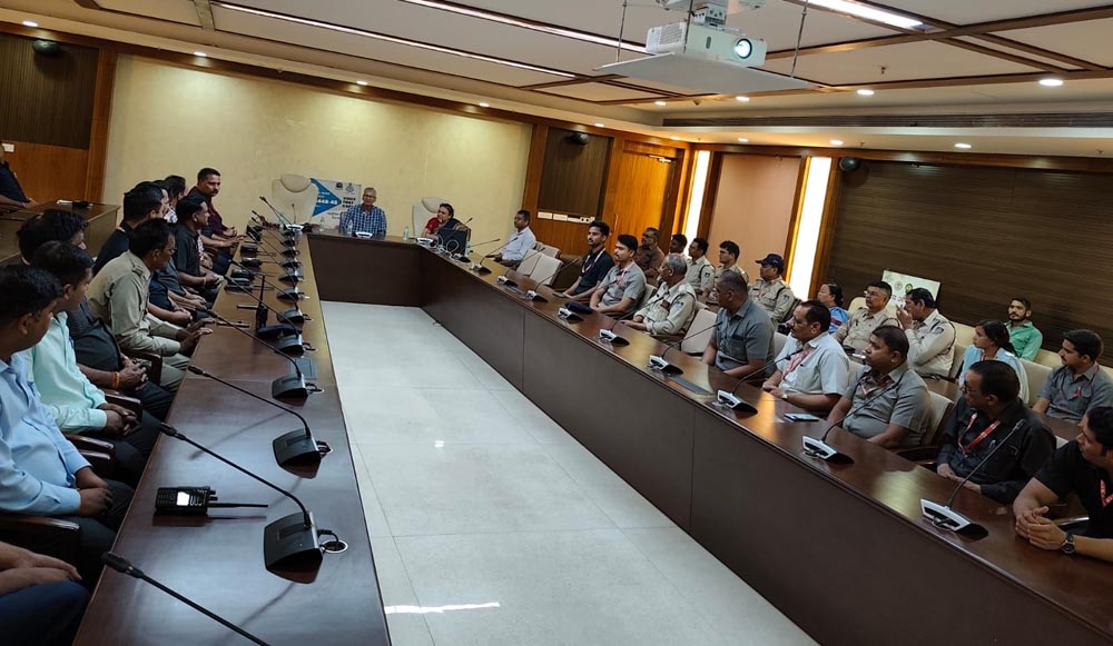 मध्यप्रदेश पुलिस एवं हार्टफुलनेस संस्थान के संयुक्त तत्वावधान में मंत्रालय में हुआ तीन दिवसीय 'ध्यान सत्र' संपन्न 6 मध्यप्रदेश पुलिस एवं हार्टफुलनेस संस्थान के संयुक्त तत्वावधान में मंत्रालय