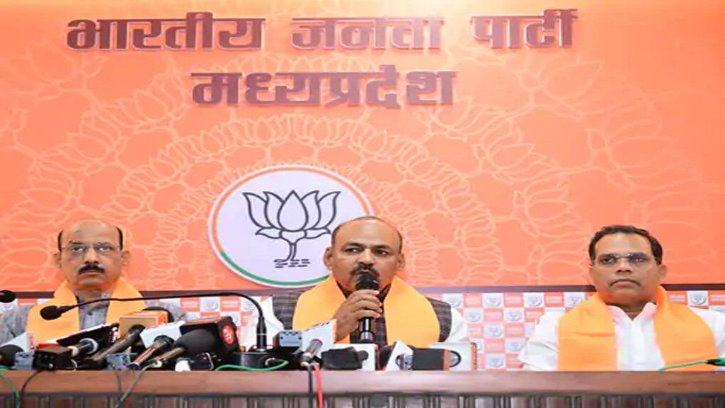 मध्य प्रदेश वक्फ संपत्ति में करोड़ों की अनियमितता, प्रदेश में 15000 से ज्यादा संपत्तियां, संशोधन बिल से सुधरेगी स्थिति 6 मध्य प्रदेश वक्फ संपत्ति में करोड़ों की अनियमितता प्रदेश में