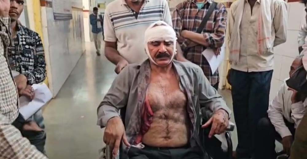 सीएम राइल स्कूल के प्राचार्य को दो छात्रों के खिलाफ