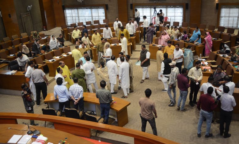 Nagar Nigam budget: भोपाल में प्रॉपर्टी टैक्स 10% बढ़ा, पानी भी महंगा:3 लाख नल, 5.62 लाख प्रॉपर्टी टैक्स उपभोक्ता होंगे प्रभावित 1 IMG 20250403 WA0016