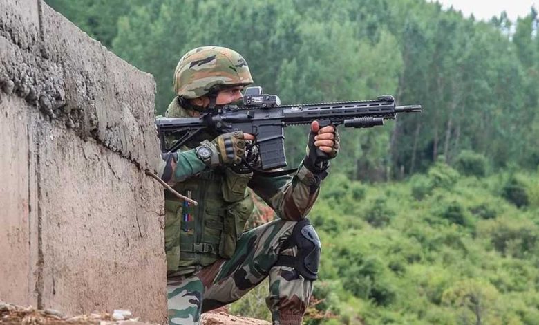 J K में आतंकियों के साथ मुठभेड़ में घायल जवान हुए