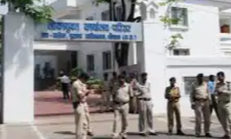MP : लोकायुक्त नाराज, जांच के लिए अफसर नहीं आते, जीएडी ने लिखा पत्र, अफसर खुद जाएं या जानकार अधिकारी भेजें 1 Screenshot 20250403 171231.Chrome28129