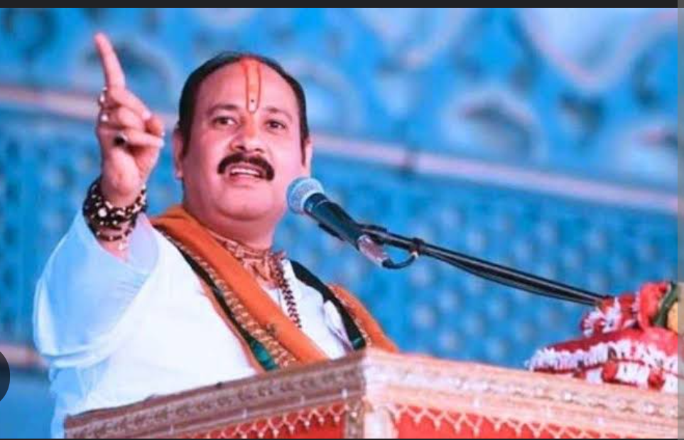 Pandit Pradeep Mishra : कथावाचक प्रदीप मिश्रा ने कहा हिंदू सांसदों को घाटी को सौंप दो 6 Screenshot 20250424 132621.Chrome28129