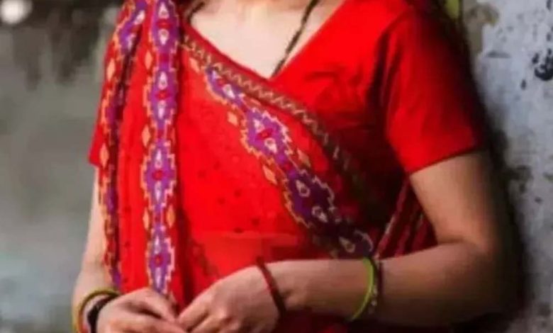 अरवल जिले में 60 वर्षीय एक वृद्ध महिला की गोली मारकर हत्या, मौत के बाद बहू फरार 1 अरवल जिले में 60 वर्षीय एक वृद्ध महिला की गोली