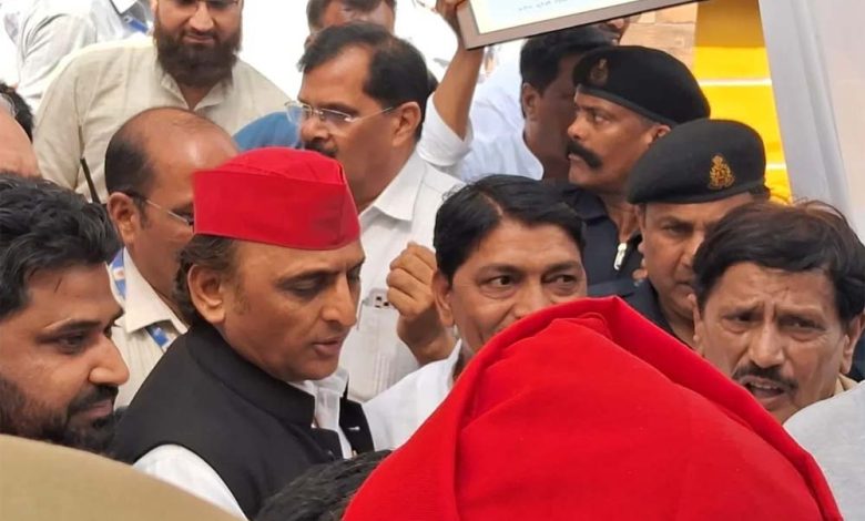 अलीगढ़ पहुंचे सपा प्रमुख अखिलेश यादव ने भाजपा पर बड़ा