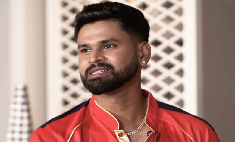 आईसीसी के 'प्लेयर ऑफ द मंथ' बने श्रेयस अय्यर, जैकब डफी और रचिन रविंद्र को पछाड़ा 1 आईसीसी के प्लेयर ऑफ द मंथ बने श्रेयस अय्यर जैकब