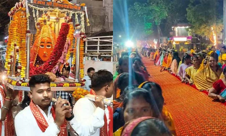 गंगा माई को चुनर चढ़ाने निकली भव्य चुनरी यात्रा 1 गंगा माई को चुनर चढ़ाने निकली भव्य चुनरी यात्रा