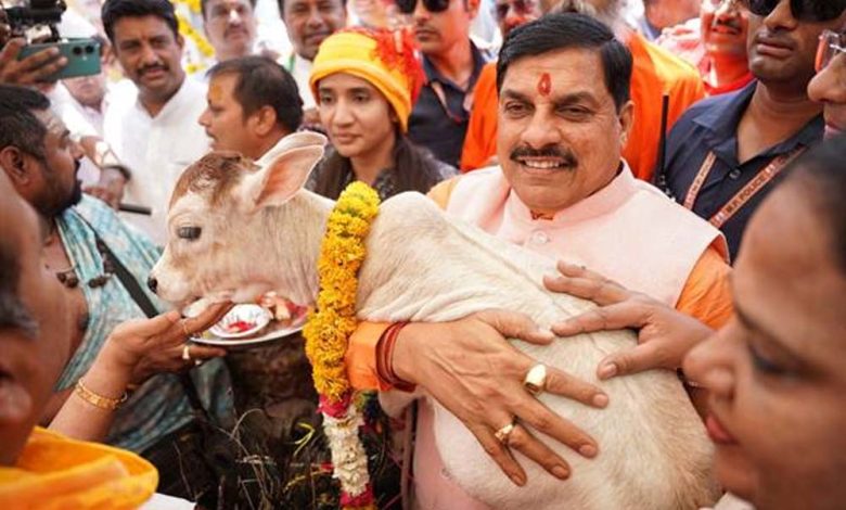 गौ-शालाओं से मध्यप्रदेश में गौ-सेवा की लिखेंगे नई इबारत : मुख्यमंत्री डॉ. यादव 1 गौ शालाओं से मध्यप्रदेश में गौ सेवा की लिखेंगे नई इबारत