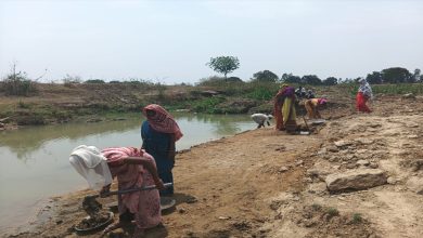 जल की हर बूंद में जीवन का सार इसे सहेजने