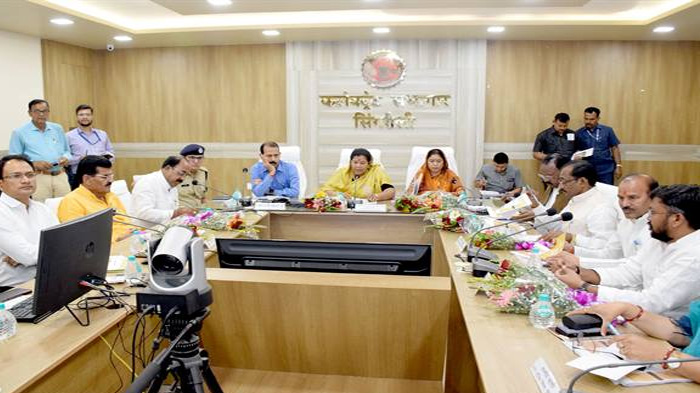 जल गंगा संवर्धन अभियान प्रदेश सरकार का महत्वाकांक्षी अभियान : प्रभारी मंत्री श्रीमती उइके 1 जल गंगा संवर्धन अभियान प्रदेश सरकार का महत्वाकांक्षी अभियान