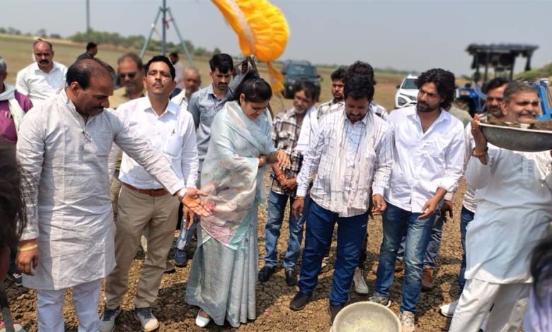 जल गंगा संवर्धन अभियान – जनशक्ति से जलसंरक्षण की क्रांति 1 जल गंगा संवर्धन अभियान – जनशक्ति से जलसंरक्षण की क्रांति