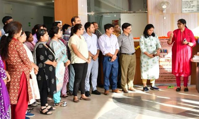 ज्ञान दान अभियान की प्रेरणादायक शुरुआत, किताबें दान करें, जीवन संवारे 1 ज्ञान दान अभियान की प्रेरणादायक शुरुआत किताबें दान करें जीवन