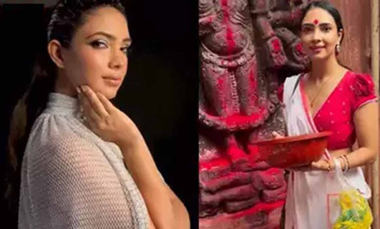 टीवी एक्ट्रेस पूजा बनर्जी ने मैटरनिटी एंजॉय करते हुए कराया फोटोशूट 1 टीवी एक्ट्रेस पूजा बनर्जी ने मैटरनिटी एंजॉय करते हुए कराया