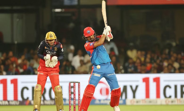 दिल्ली कैपिटल्स का विजय रथ जारी RCB को उसके घर