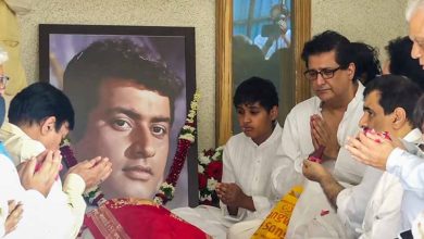 दिवंगत मनोज कुमार की प्रार्थना सभा में पहुंचे कई सितारे