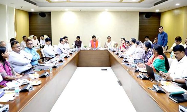 नगर निगमों को आर्थिक रूप से आत्मनिर्भर बनाने में राज्य सरकार की और से की जायेगी हर संभव मदद 1 नगर निगमों को आर्थिक रूप से आत्मनिर्भर बनाने में राज्य
