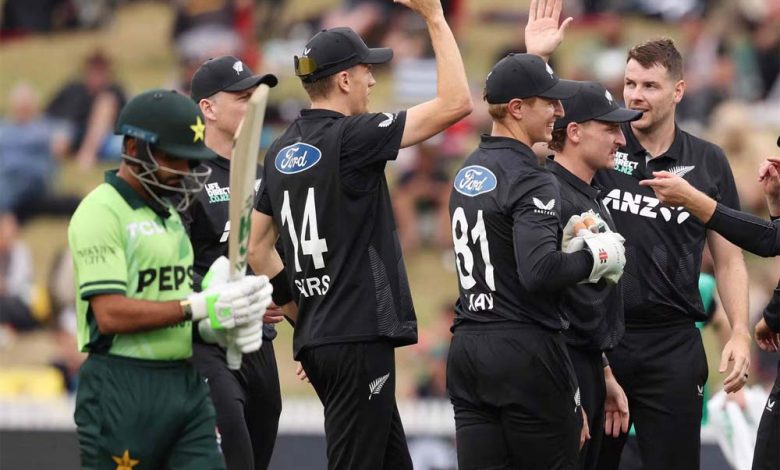 न्यूजीलैंड की टीम ने तीन मैचों की वनडे इंटरनेशनल सीरीज