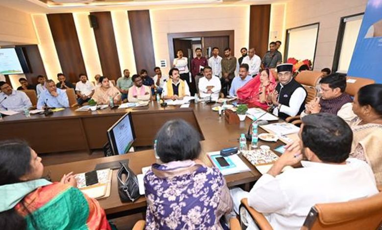 प्रदेश में खेलों के उन्नयन के लिये मंत्री सारंग ने ली सभी महापौरों की बैठक 1 प्रदेश में खेलों के उन्नयन के लिये मंत्री सारंग ने