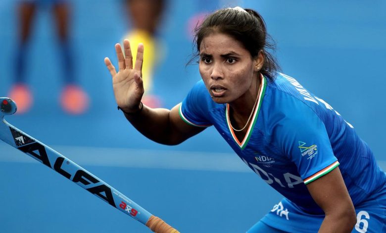 भारत के लx200dिए हॉकी में सबसे ज्यादा मैच खेलने वाली