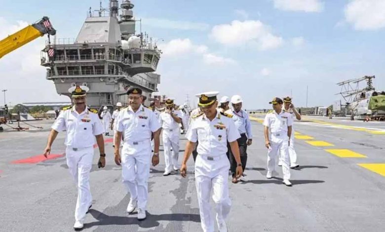 भारतीय नौसेना में भर्ती का सुनहरा मौका, अग्निवीर SSR और MR के लिए आज से आवेदन शुरू 1 भारतीय नौसेना में भर्ती का सुनहरा मौका अग्निवीर SSR और