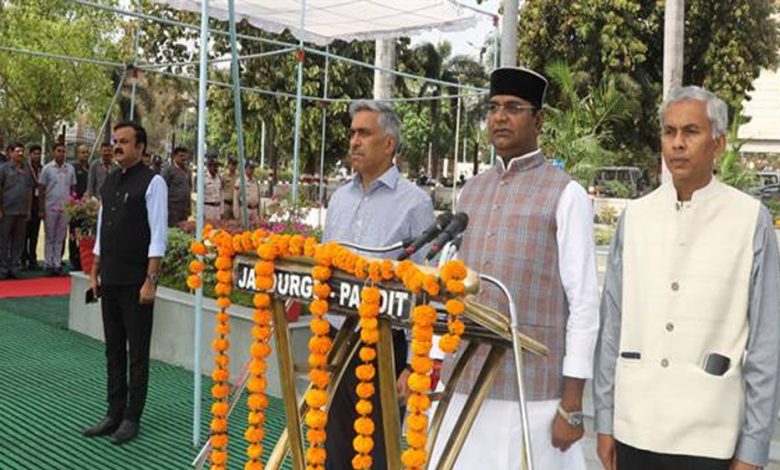 मंत्रालय में हुआ राष्ट्र-गीत एवं राष्ट्र-गान का सामूहिक गायन 1 मंत्रालय में हुआ राष्ट्र गीत एवं राष्ट्र गान का सामूहिक गायन