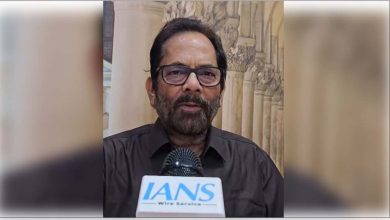 मुख्तार अब्बास नकवी ने खड़गे के बयान पर तंज कसते