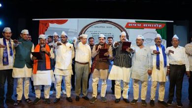 मुख्यमंत्री डॉ यादव ने प्रोफेसर्स और छात्रों को भारतीय संविधान