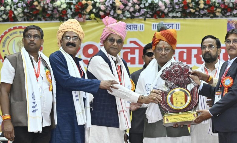 मुख्यमंत्री विष्णु देव साय छत्तीसगढ़ मनवा कुर्मी क्षत्रिय समाज के