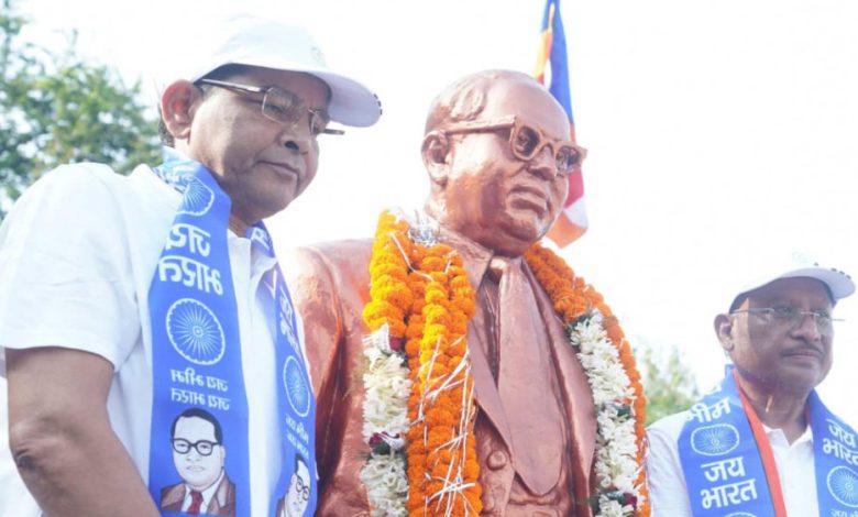 मुख्यमंत्री विष्णु देव साय युवाओं के साथ ‘जय भीम पदयात्रा’ में हुए शामिल 1 मुख्यमंत्री विष्णु देव साय युवाओं के साथ ‘जय भीम पदयात्रा