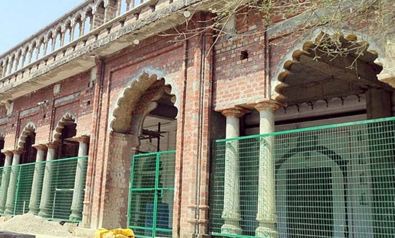 मुतवल्ली ने दरगाह को वक्फ संपत्ति बताते हुए प्रशासन को