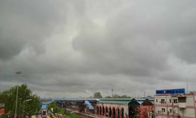 राजस्थान के कई हिस्सों में बादल छाए रहने का अनुमान