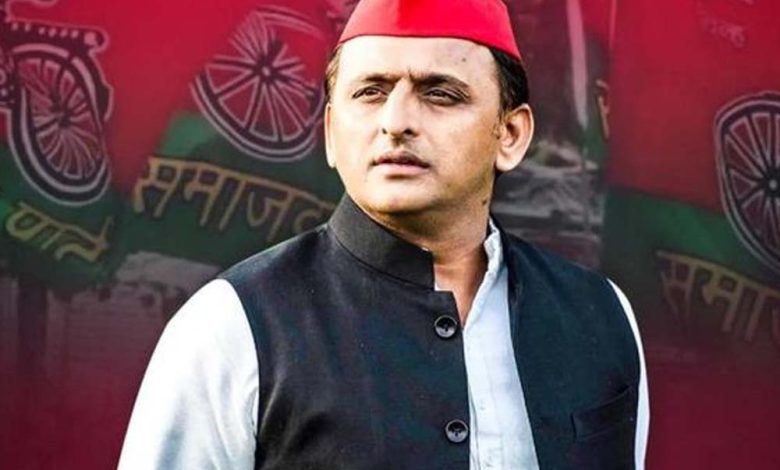 राज्यसभा सदस्य के राणा सांगा को लेकर दिए गए एक विवादित बयान के विरोध में कई क्षत्रिय संगठनों ने किया प्रदर्शन 1 राज्यसभा सदस्य के राणा सांगा को लेकर दिए गए एक