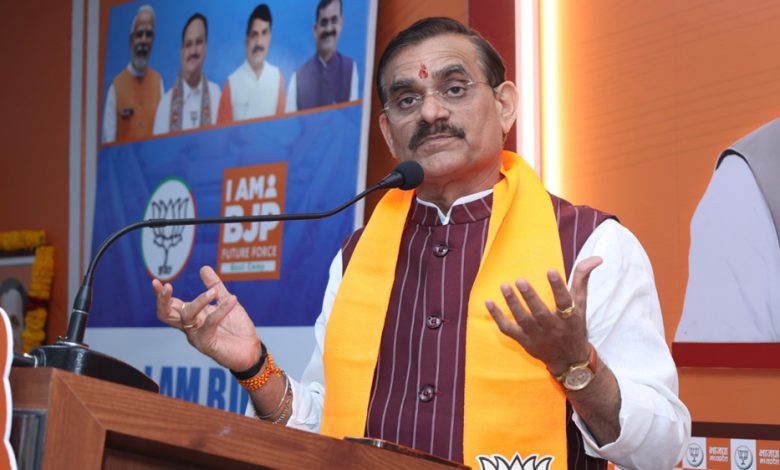 राहुल गांधी और कांग्रेस नेताओं को हो गया है ईवीएम