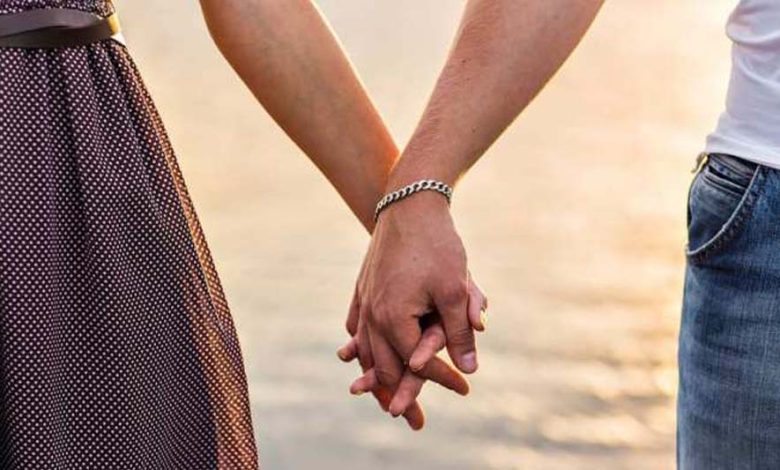 रिलेशनशिप के दौरान बच्चे का जन्म कोर्ट ने कहा बच्चे