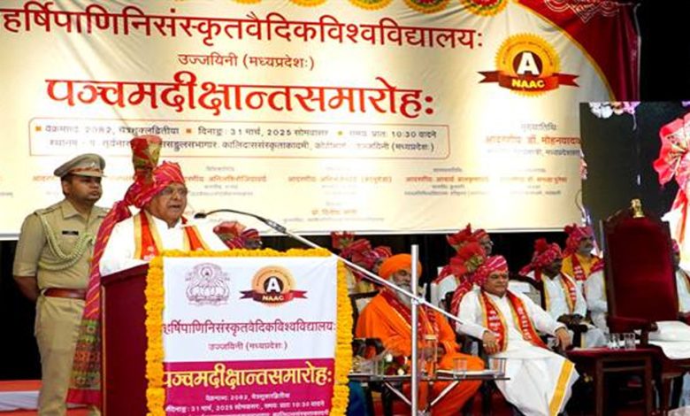 विश्व के प्राचीन ज्ञान का बोध संस्कृत भाषा से ही संभव 1 विश्व के प्राचीन ज्ञान का बोध संस्कृत भाषा से ही