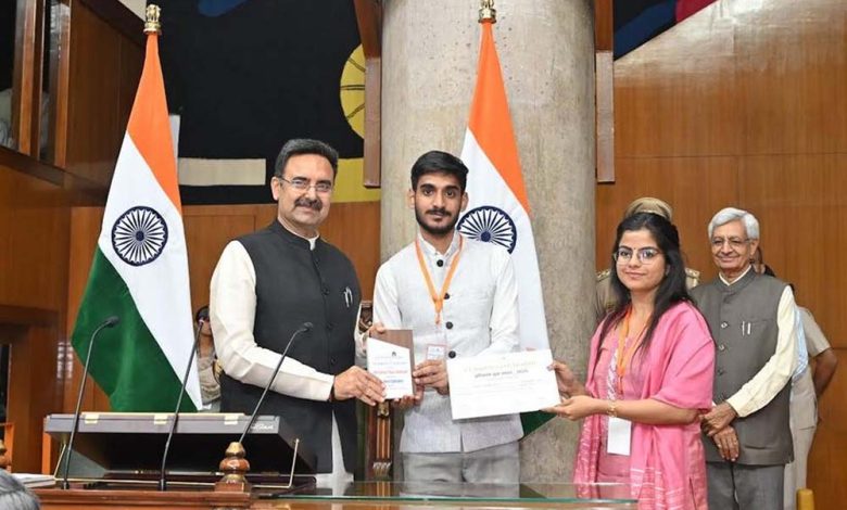 हरविन्द्र कल्याण ने कहा- संवाद हमारी संस्कृति का आधार होने के साथ लोकतंत्र की आत्मा भी है 1 हरविन्द्र कल्याण ने कहा संवाद हमारी संस्कृति का आधार होने