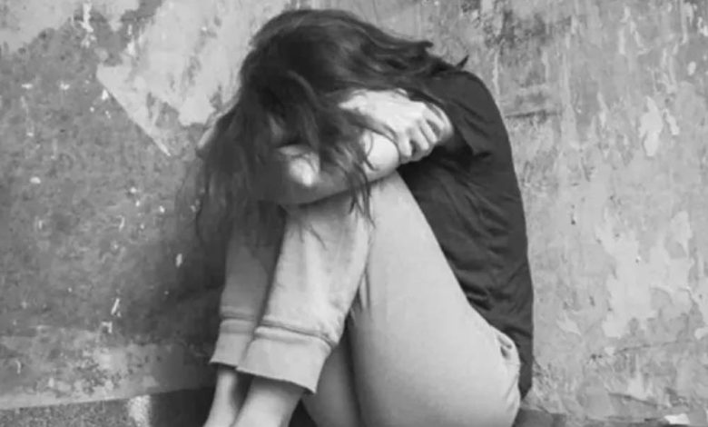 हैदराबाद के राचकोंडा पुलिस ने कैब ड्राइवर को किया गिरफ्तार, जर्मन महिला को बनाया था हवस का शिकार 1 हैदराबाद के राचकोंडा पुलिस ने कैब ड्राइवर को किया गिरफ्तार