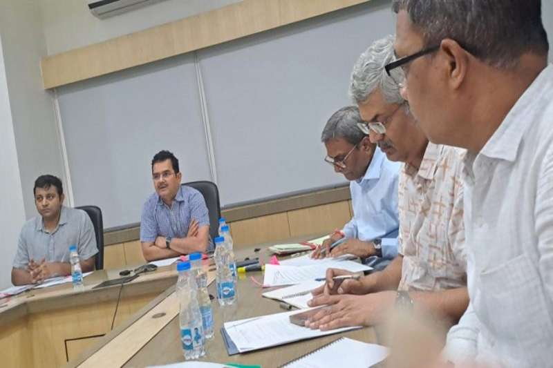 अवैध रेत परिवहन रोकने खनिज सचिव ने कलेक्टरों को दिए