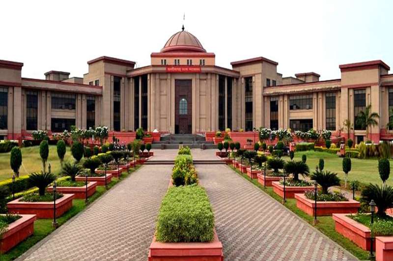 आज इलाहाबाद हाईकोर्ट में होगी अहम सुनवाई