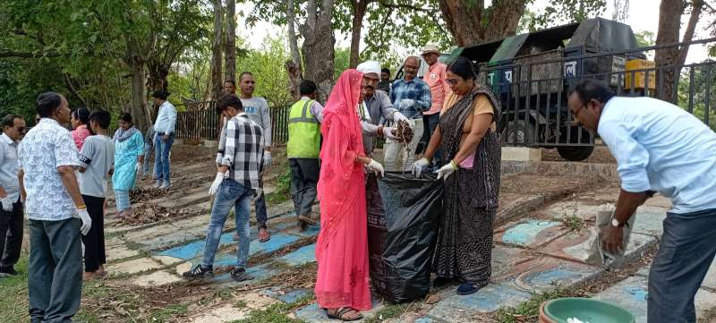 केन्द्रीय भू जल बोर्ड की टीम ने किया सर्वे रिपोर्ट के