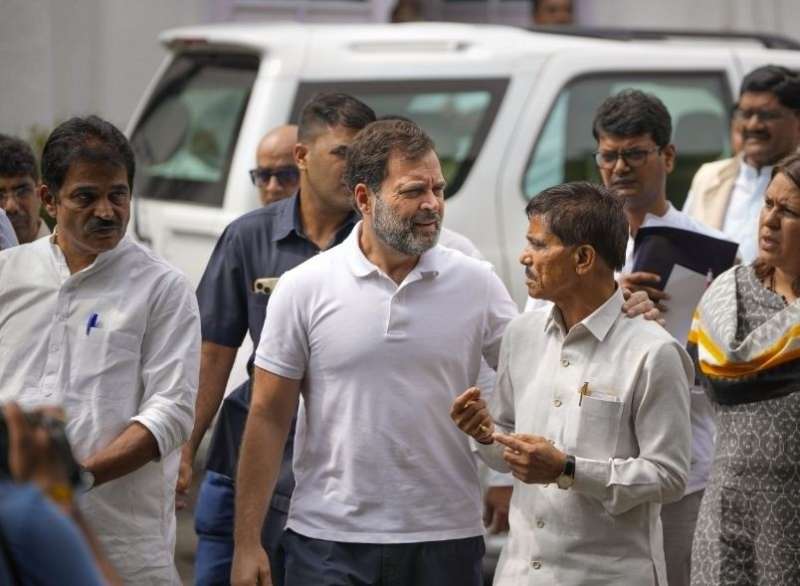 तुर्किए में कांग्रेस कार्यालय पर भाजपा नेता और पत्रकार के