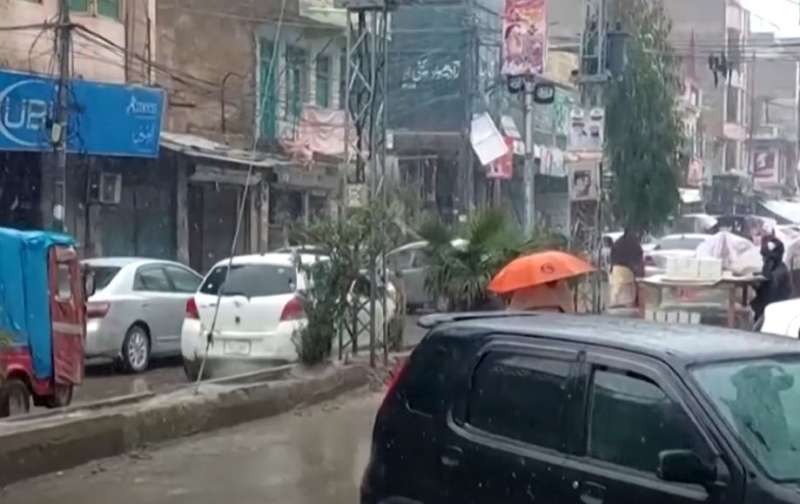 पाकिस्तान में तेज बारिश और हवाओं से तबाही खैबर पख्तूनख्वा